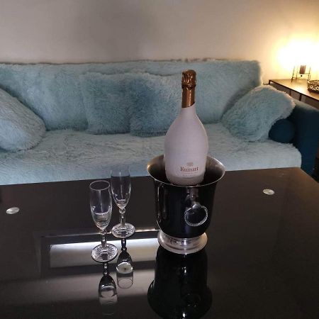 Suite Jacuzzi Au Calme Domont Buitenkant foto