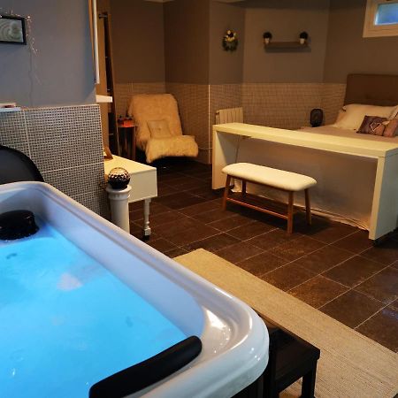 Suite Jacuzzi Au Calme Domont Buitenkant foto